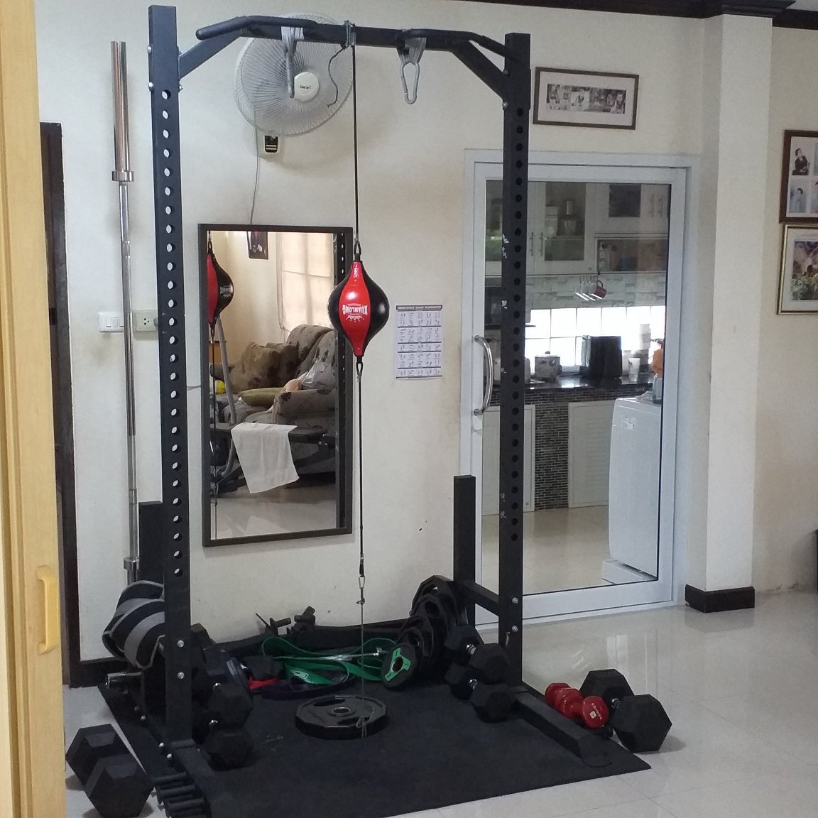 Maxxfit rack.jpg