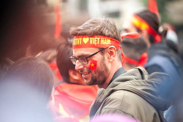 Expats-in-Vietnam-1.jpg.70b654db59f5e7091f09e9c5eccecefb.jpg