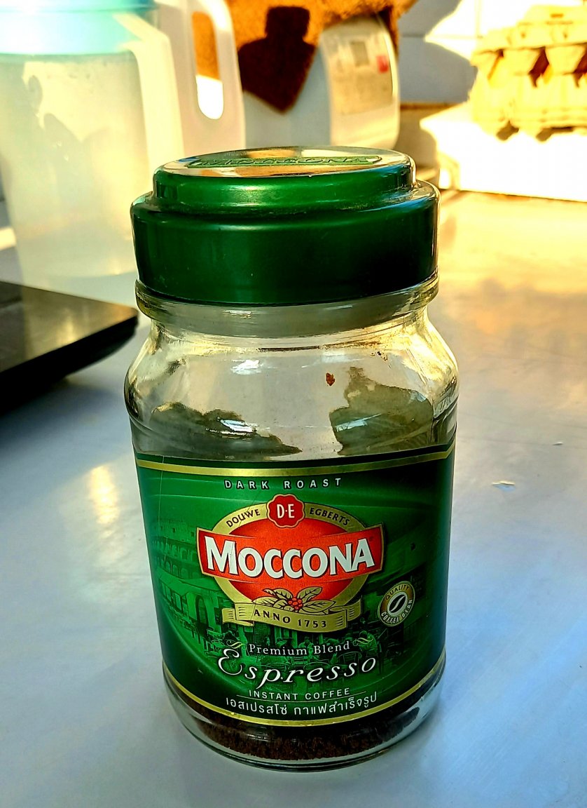 Moccona.thumb.jpg.a05894f9dfb39a030f9f9adbd0eae490.jpg
