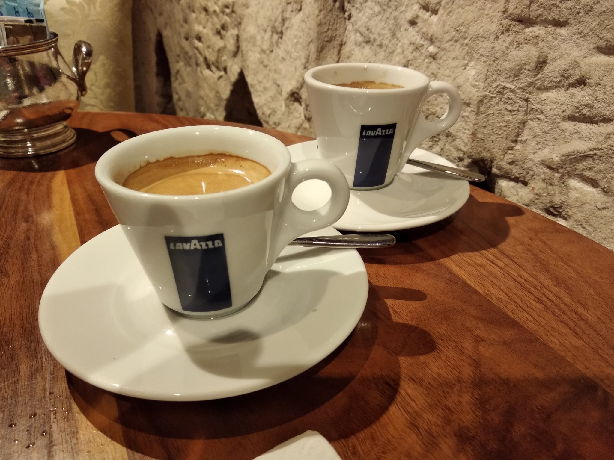 1458222679_DoubleLavazza.thumb.jpg.eb05178744f0e4a97edcf35a909c1a77.jpg