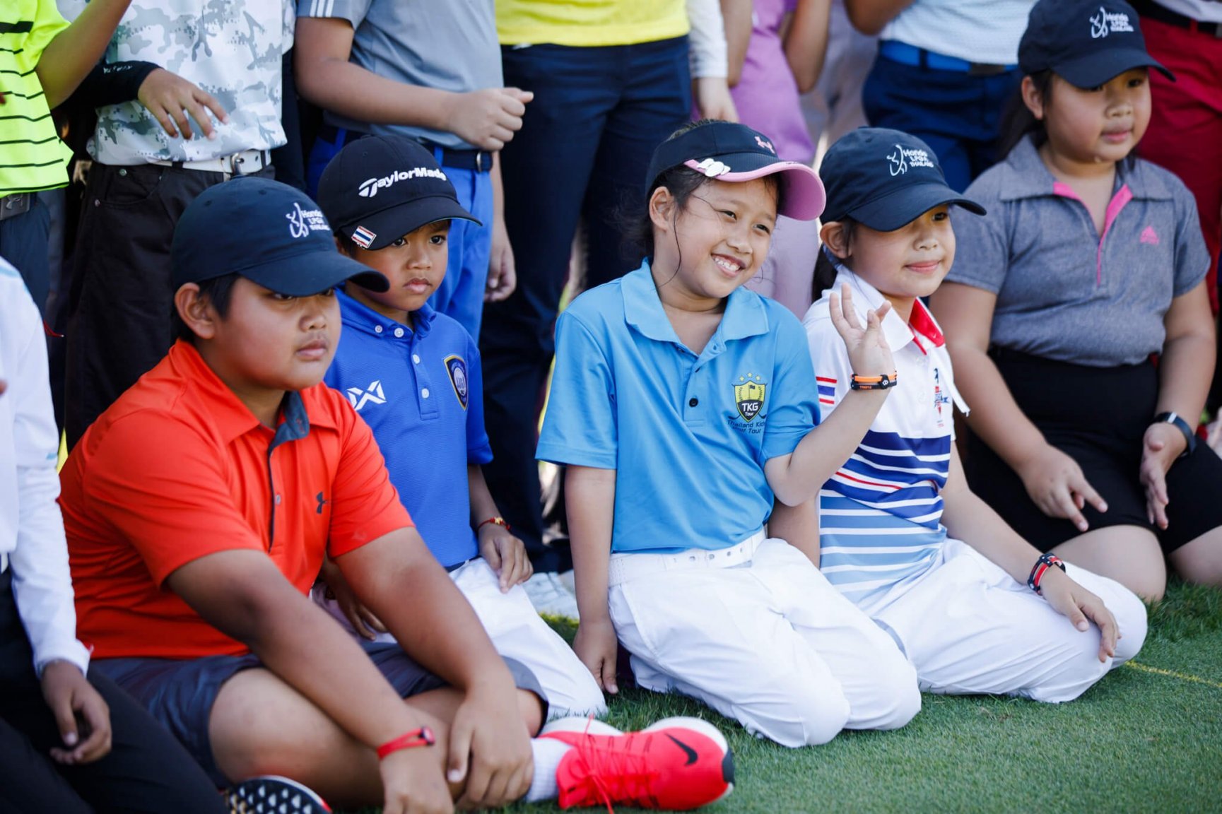 1464521064_JuniorGolfClinic3(1).thumb.jpg.ea95776aa5ac74ad724365f6802f1244.jpg