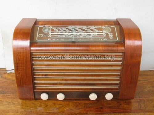 valveradio.jpg.7d717d8c240cca31cf086dc0b47552e0.jpg