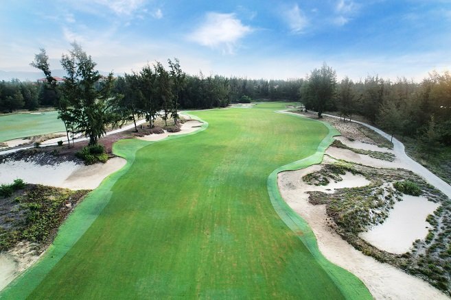 Norman-Course-_BRG-Danang-Golf-Resort.jpg.194196a12181d436d04f6294d1f3e76f.jpg