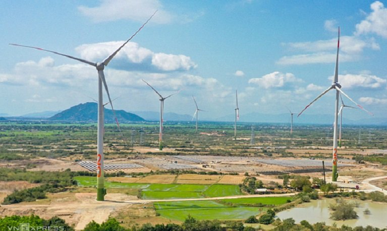dien-gio-o-ninh-thuan-quynh-tr-8645-9709-1648607015_680x408.jpg