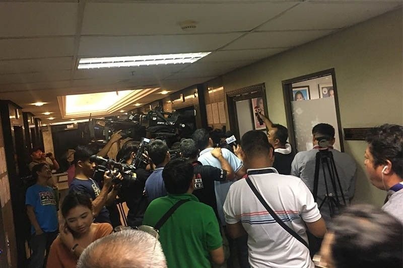 media-workers-makati2019-09-2512-05-14-1_2022-03-18_14-24-46.jpg