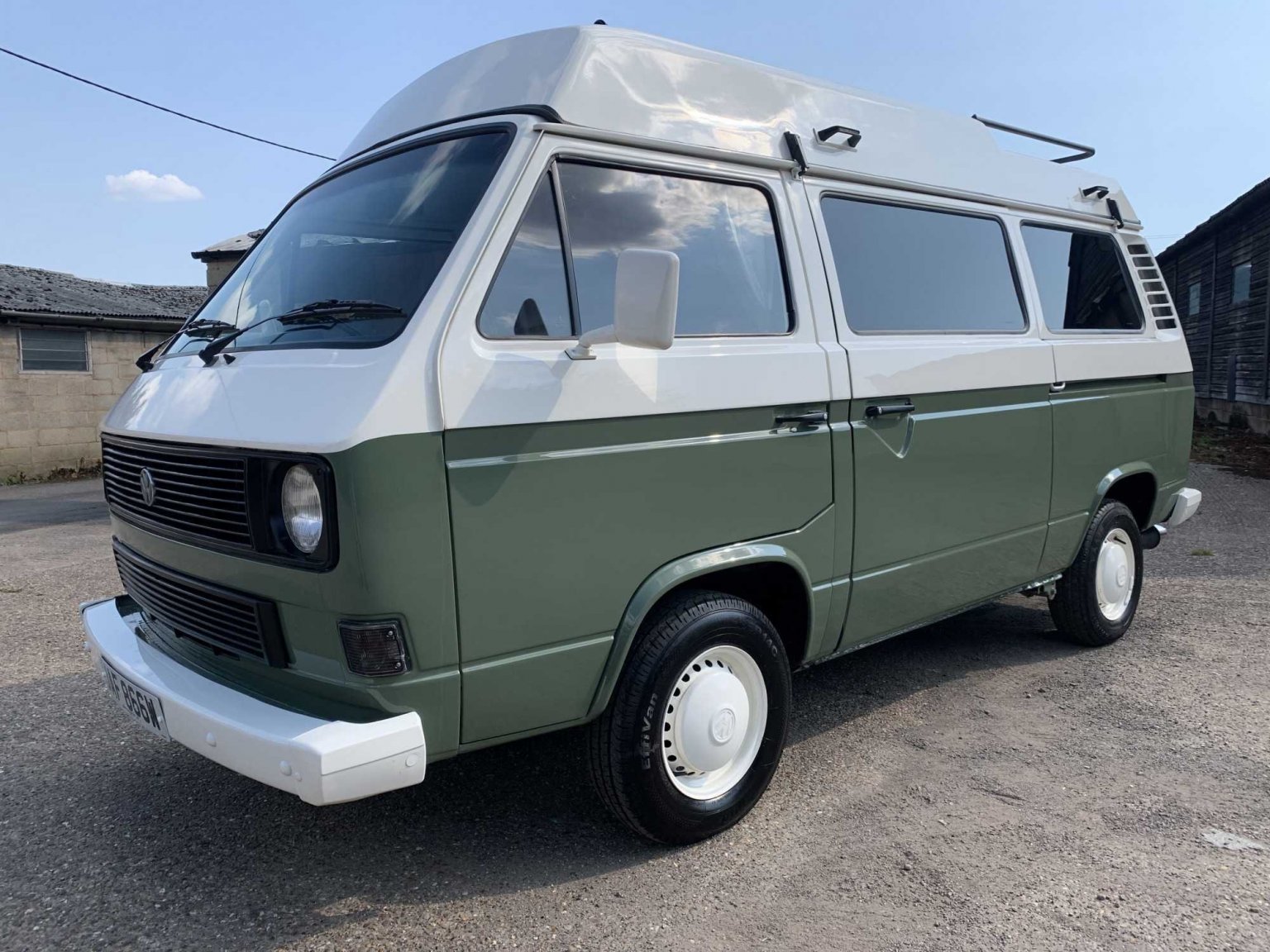 1781563631_VWvan.thumb.jpeg.fe7522b9e0124a0ab70cb7e59a98d071.jpeg