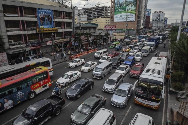 dumlao-deejae-traffic-edsa_2022-03-15_10-46-54.jpg