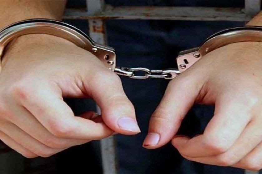 handcuffed-hands_2022-04-19_10-11-02.jpg