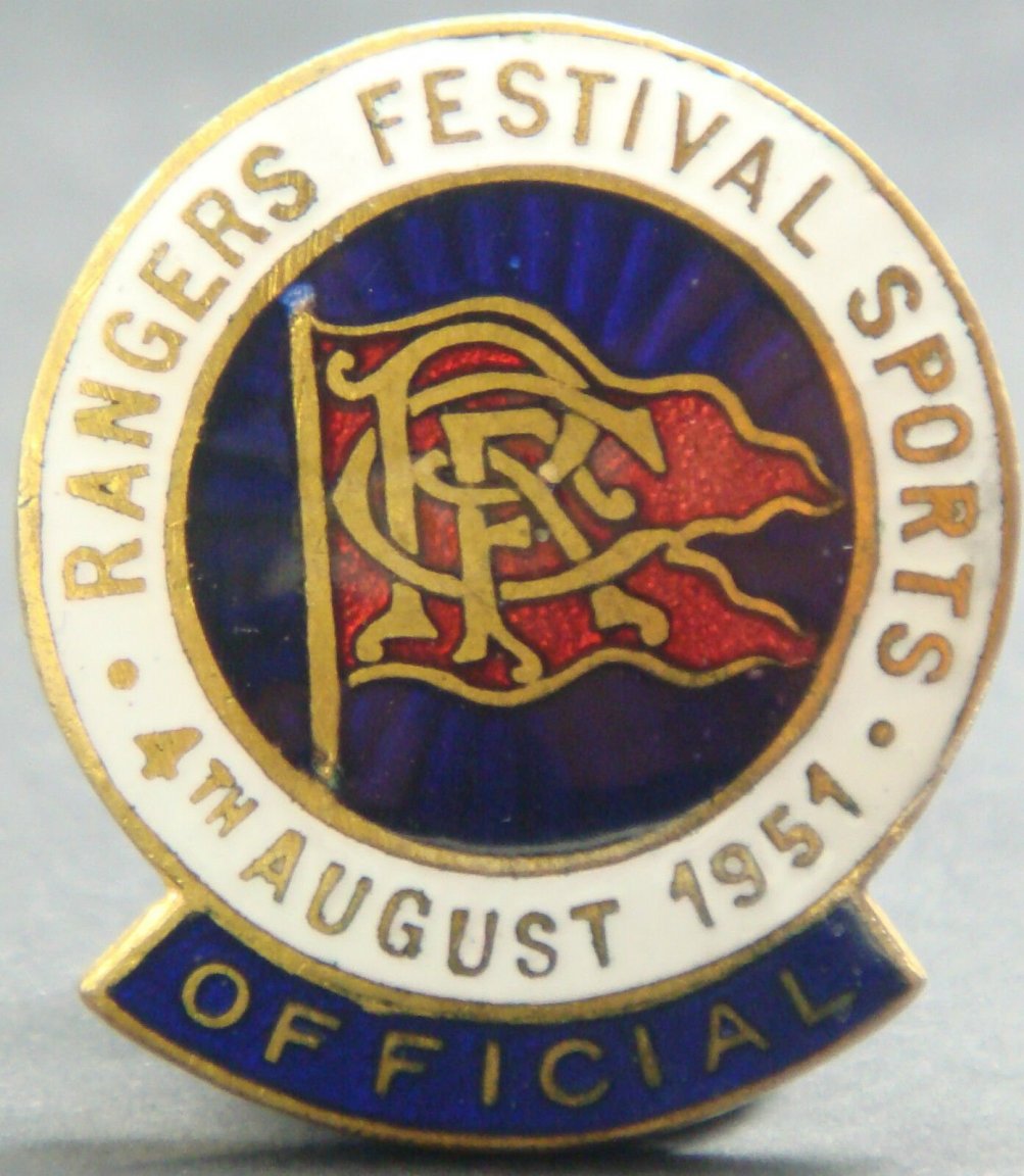 RANGERS FC OFFICAL Very rare 1951 FESTIVAL SPORTS Badge Button hole 26mm x 30mm.jpg