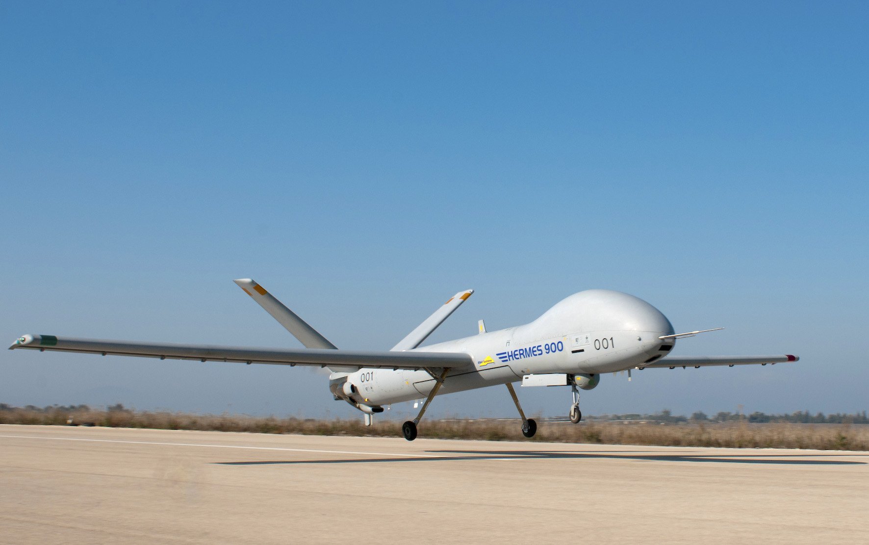 Hermes_900_Takeoff.jpg.028ff1886290454a211cfe0c94205e3b.jpg