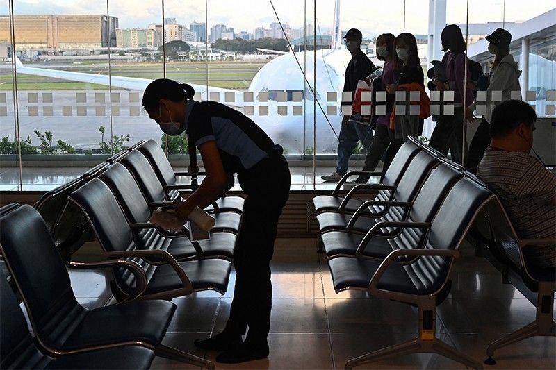 airport-cleaning-naia-22020-03-0220-54-012020-04-2817-58-29_2020-08-05_15-16-38.jpg