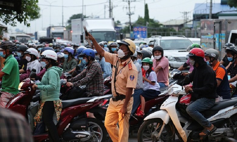 trafficjam2-1651633129-1651633-9027-6475-1651636213_680x408.jpg