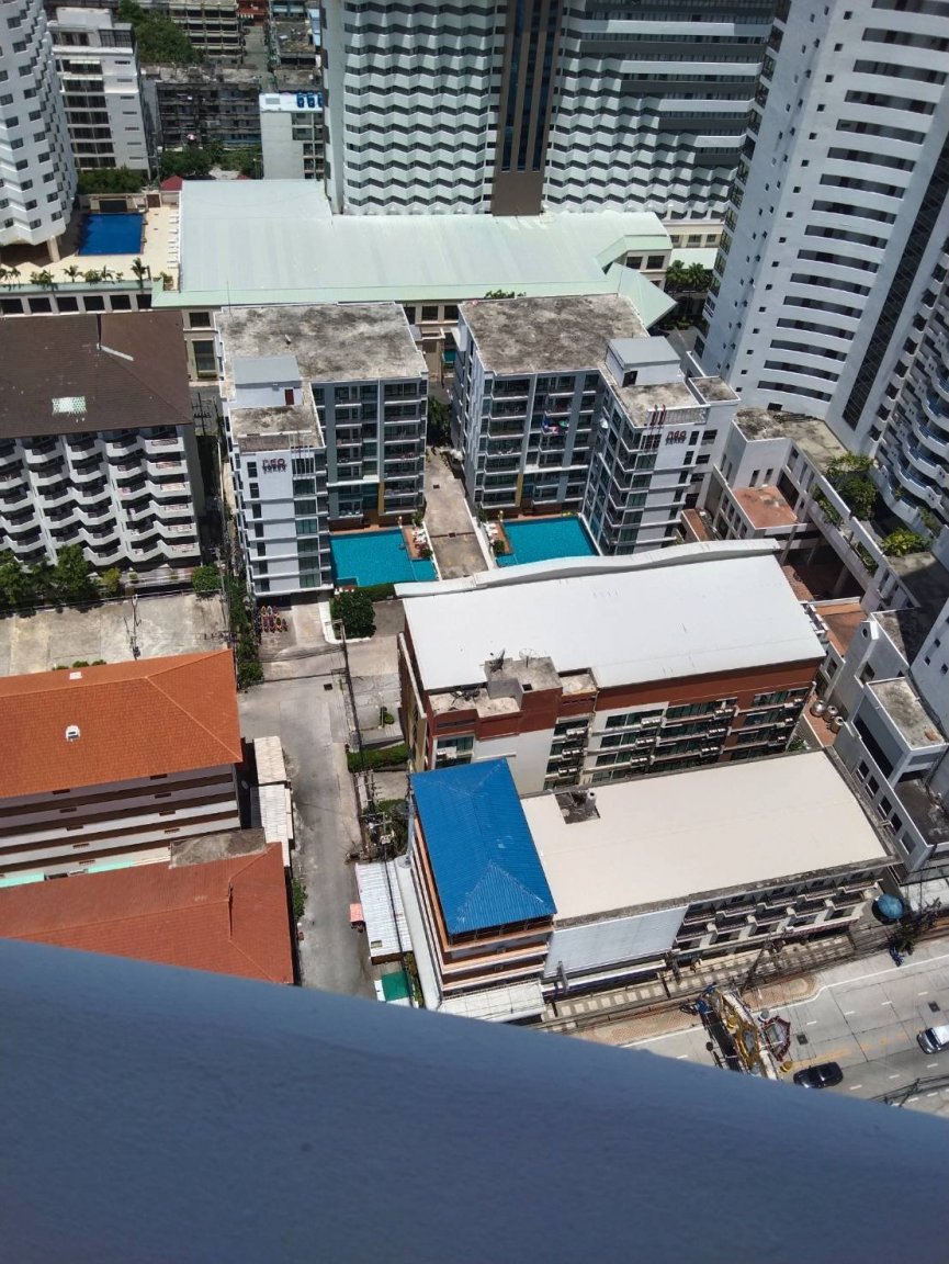 Neo Condo.jpg