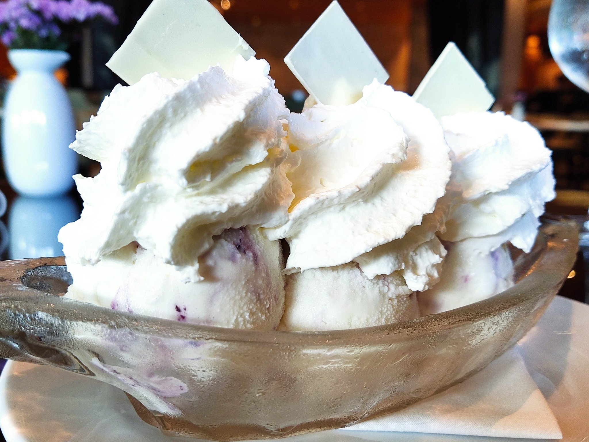 430316407_Icecream(2).thumb.jpg.a2f97d5c42ef21ad26f6521228ed93f0.jpg
