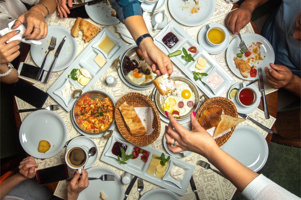 Availability-of-food-back-home.jpg.640591b03ad9c8e62947beceeacbaee9.jpg