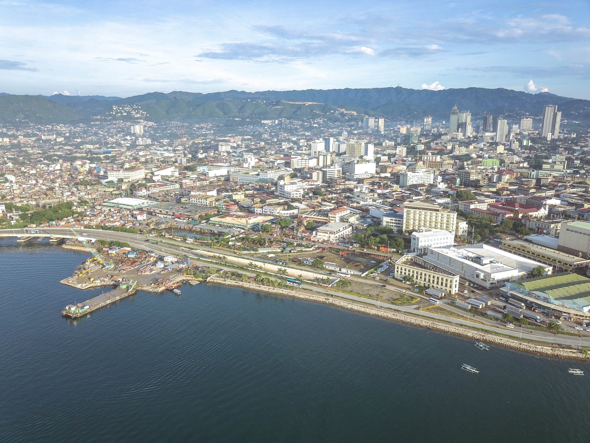 Cebu_City_(Aerial).thumb.jpg.9e8d44f8396e1a61c1a2ca5d28521d71.jpg