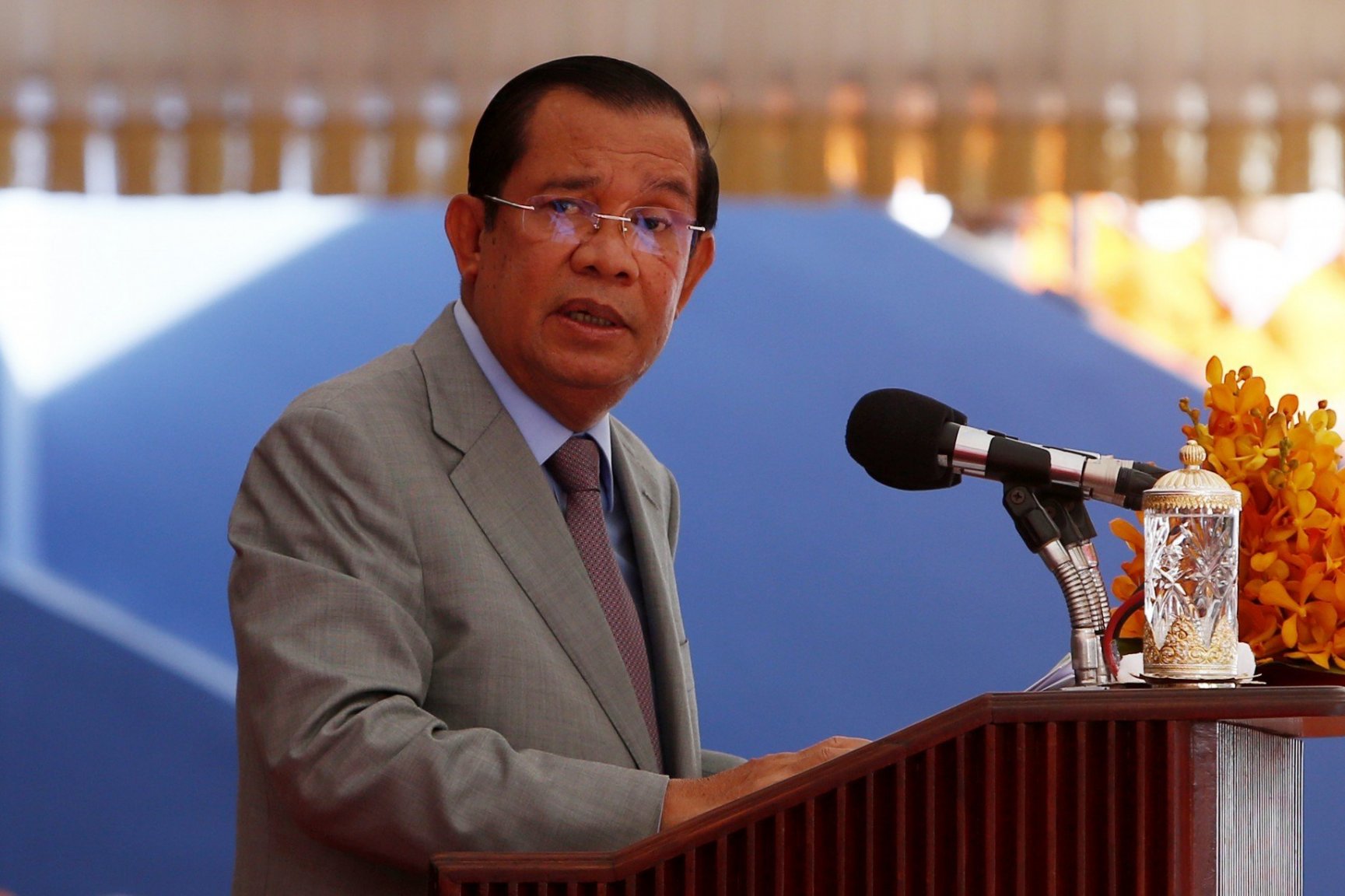 hun_sen.thumb.jpg.d0f4d2eb694a6d03d308676d5905c196.jpg