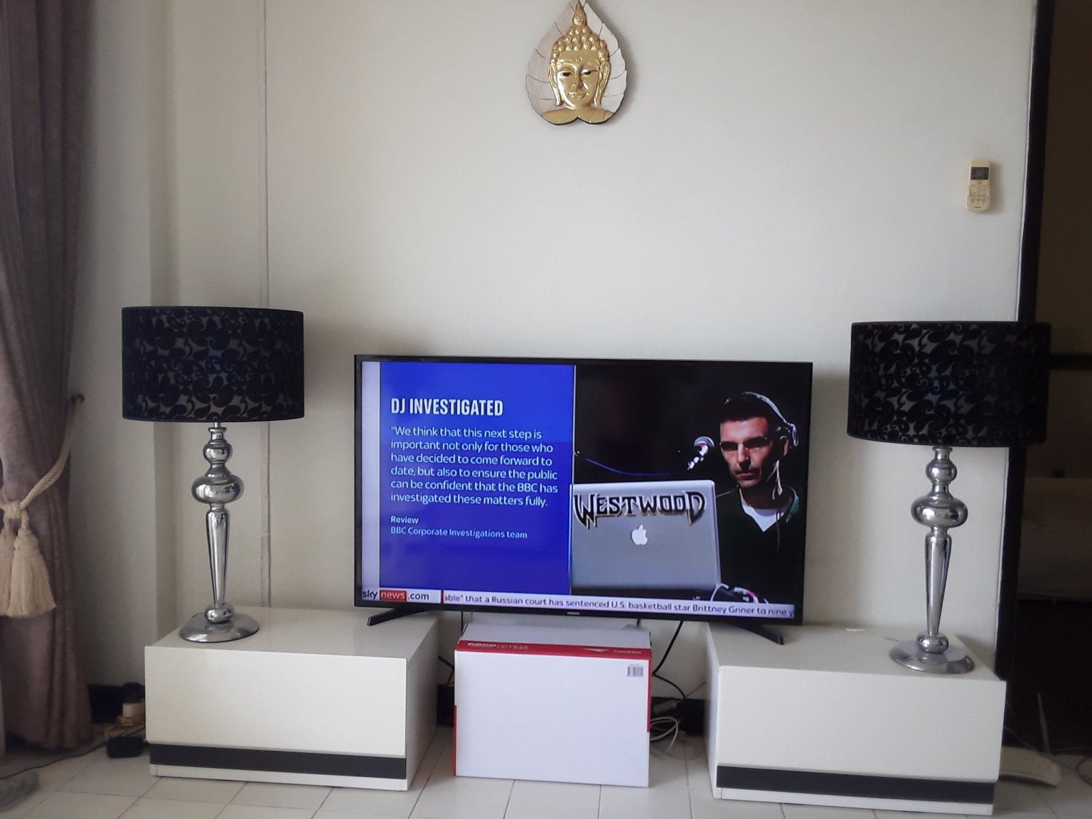 49 inch  Samsung Smart TV.jpg