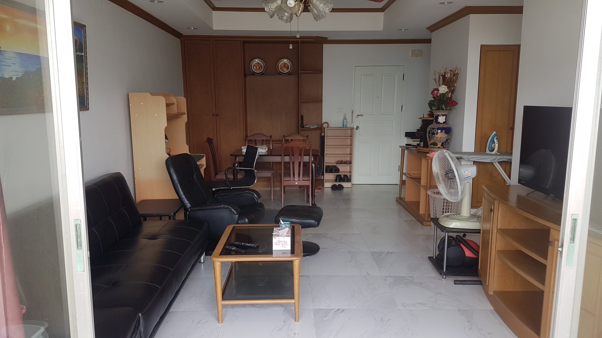 20220720_174743 living room.jpg