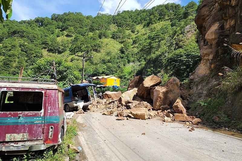 afp-abra-quake-road-_2022-08-01_15-04-54.jpg