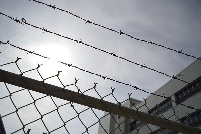 barbed-wire-prison_2022-08-03_16-52-28.jpg