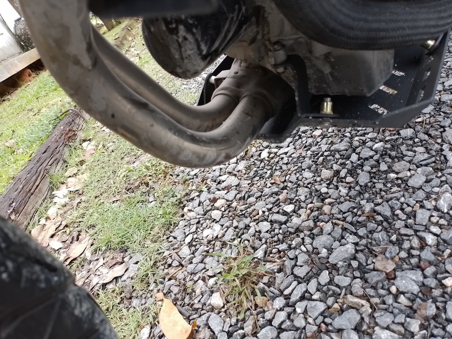Under Engine guard 2.jpg
