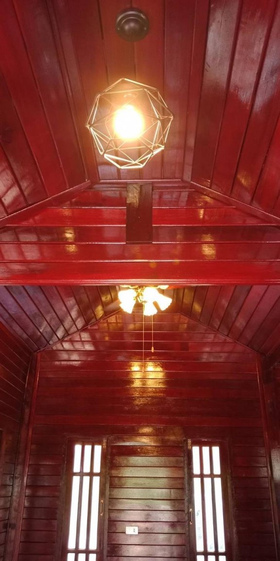 bung.ceiling.light.thumb.jpg.0bf15ebb959a9d3d35013721be937ac5.jpg