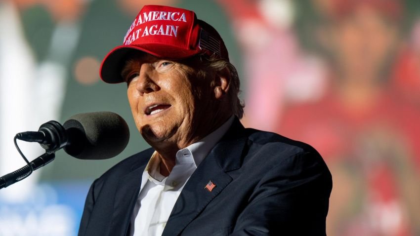 221025143652-01-trump-rally-1022.jpg