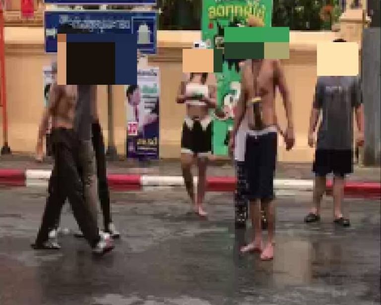 2c6fa0c47b5825f16d5086d729b0ec1436a3386c37ec7fbba43bfcfdd8cc274b.jpg