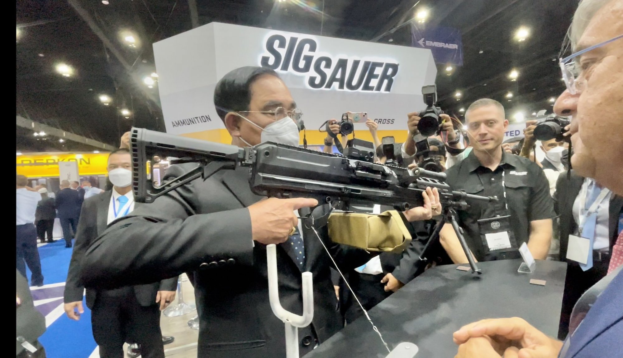 Prayut-@-Defense-Security-2022-Event-August-29-2022-1.jpeg