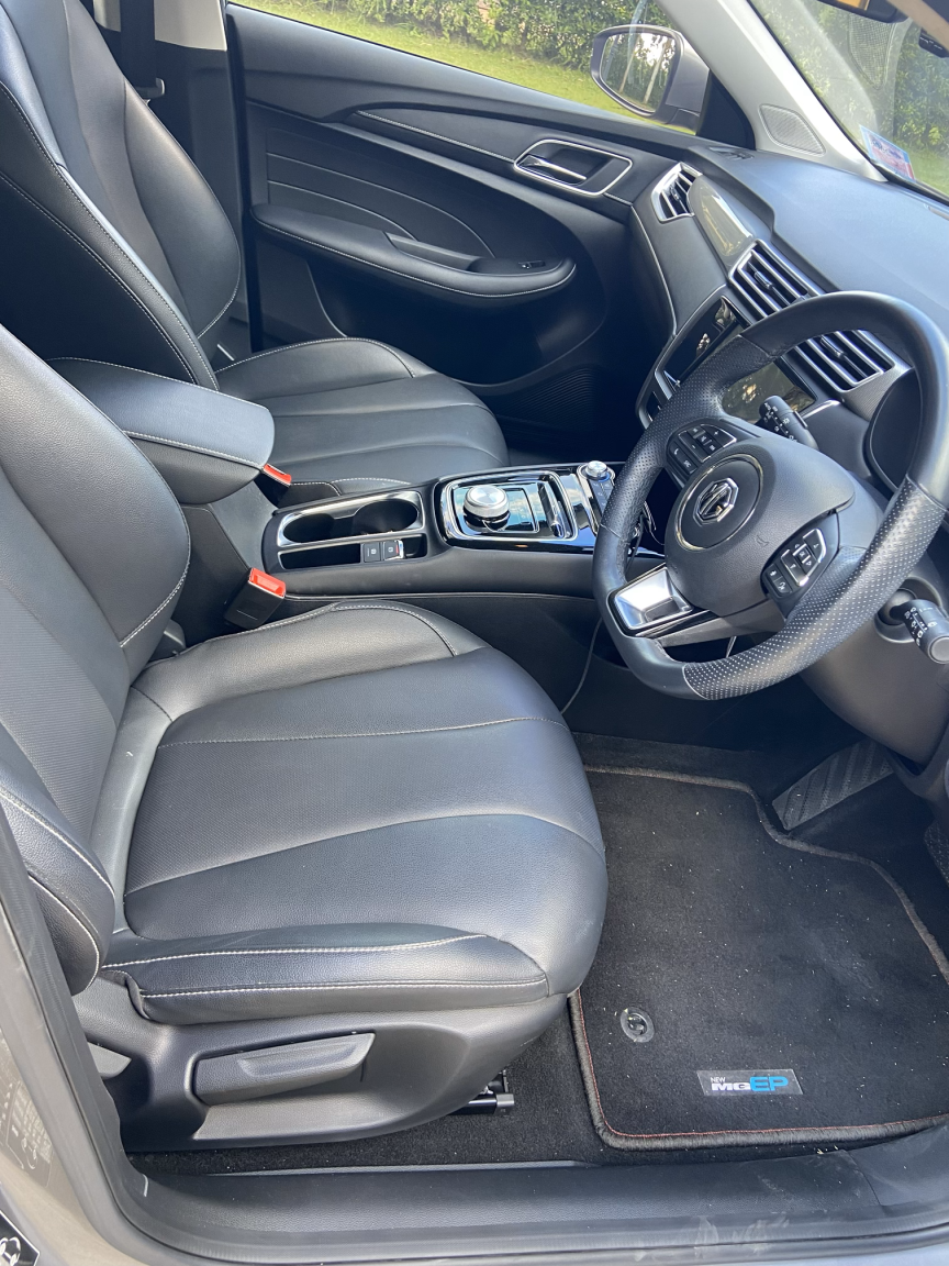 INTERIOR.png