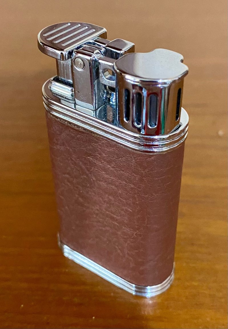 Siglo retro lighter 2.jpg