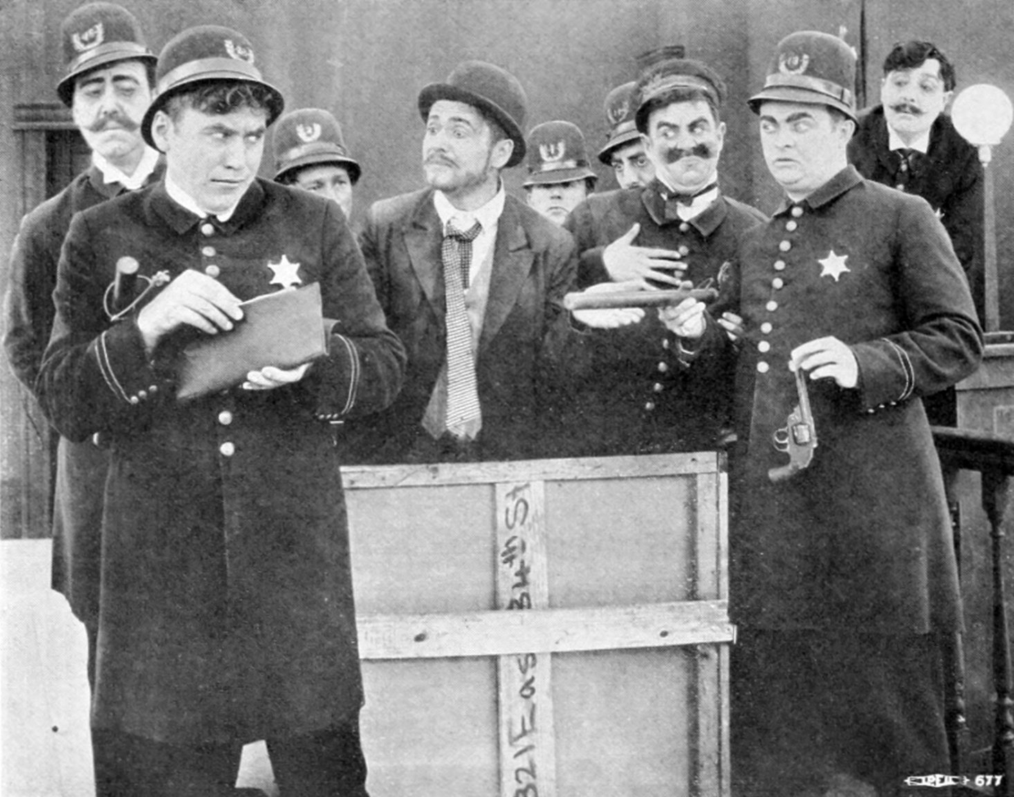 Keystone-Cops-1912.thumb.jpg.950435545018e71bdd94b09e2a85ecca.jpg