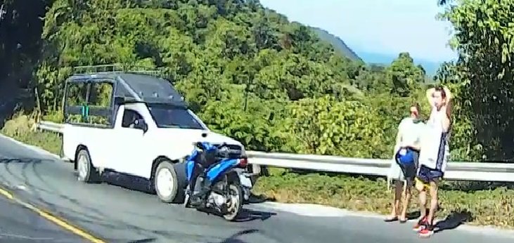 dashcammotorbike.jpg.238eeef17aa411700644d403303d47f8.jpg