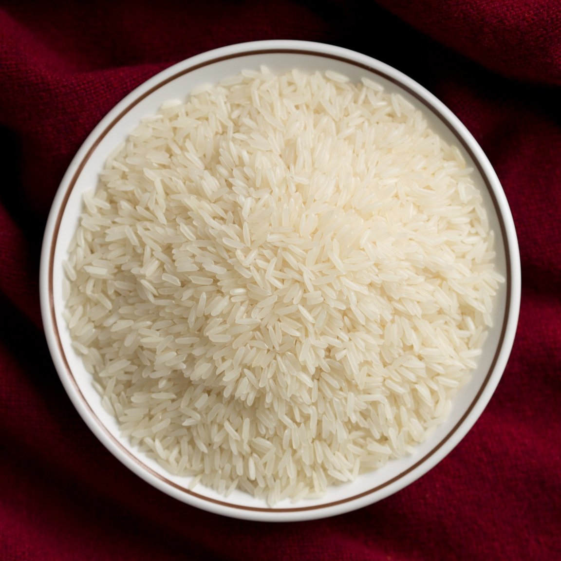 2014_uncooked_Thai_jasmine_rice.jpg