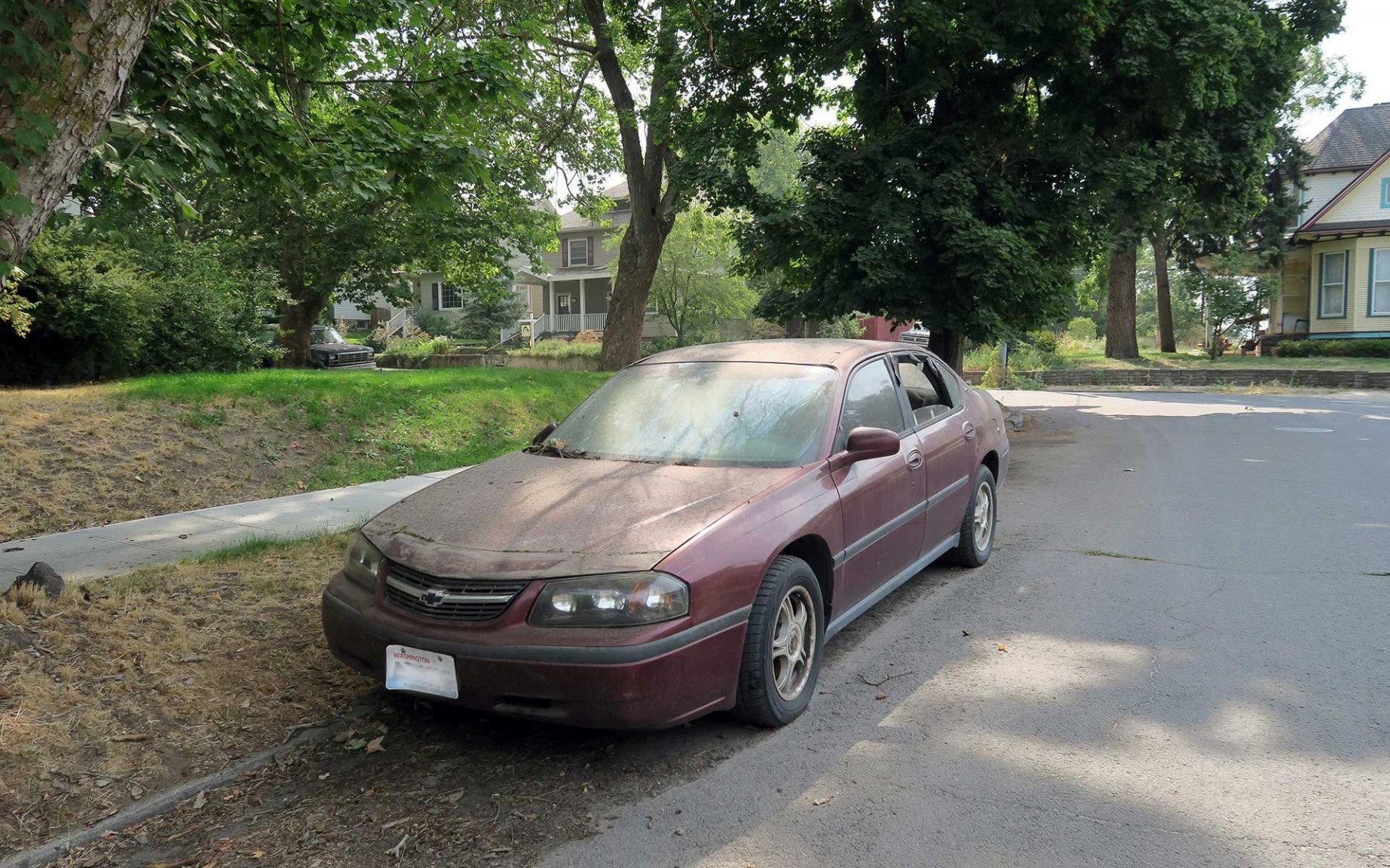 abandoned-car.jpg