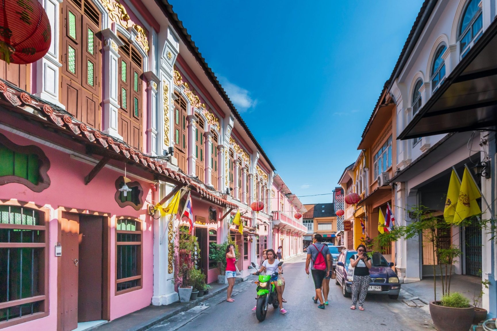 Best-places-to-visit-in-Phuket-town-tmt-travel-thailand-scaled.jpg