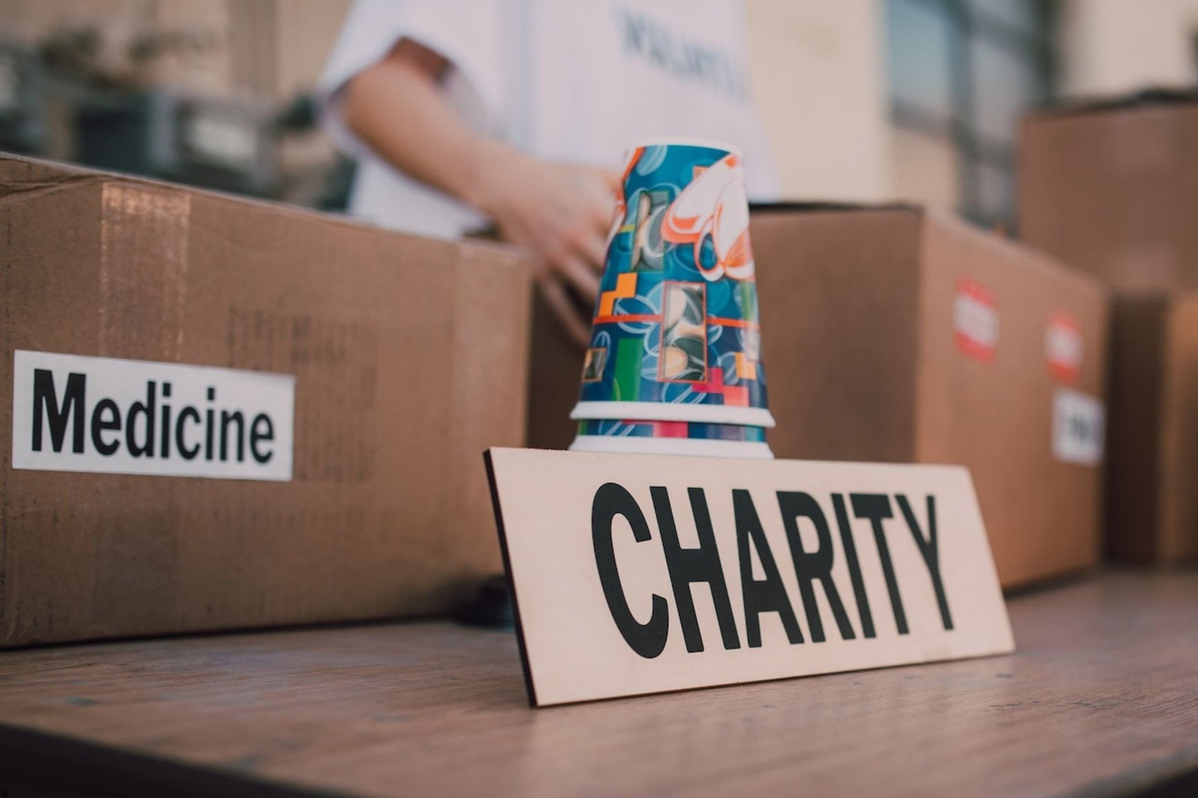 the-dos-and-don-ts-of-asking-for-donations-for-nonprofits_Z2wLJFR.jpg