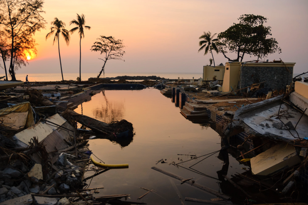 2004_tsunami_devastation_in_thailand_14.png