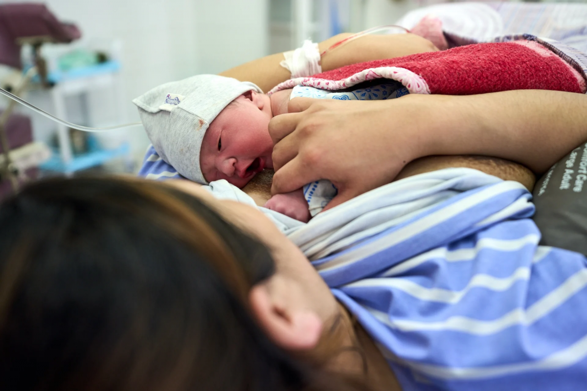 newborn-credit-who-khasar-sandag-.png
