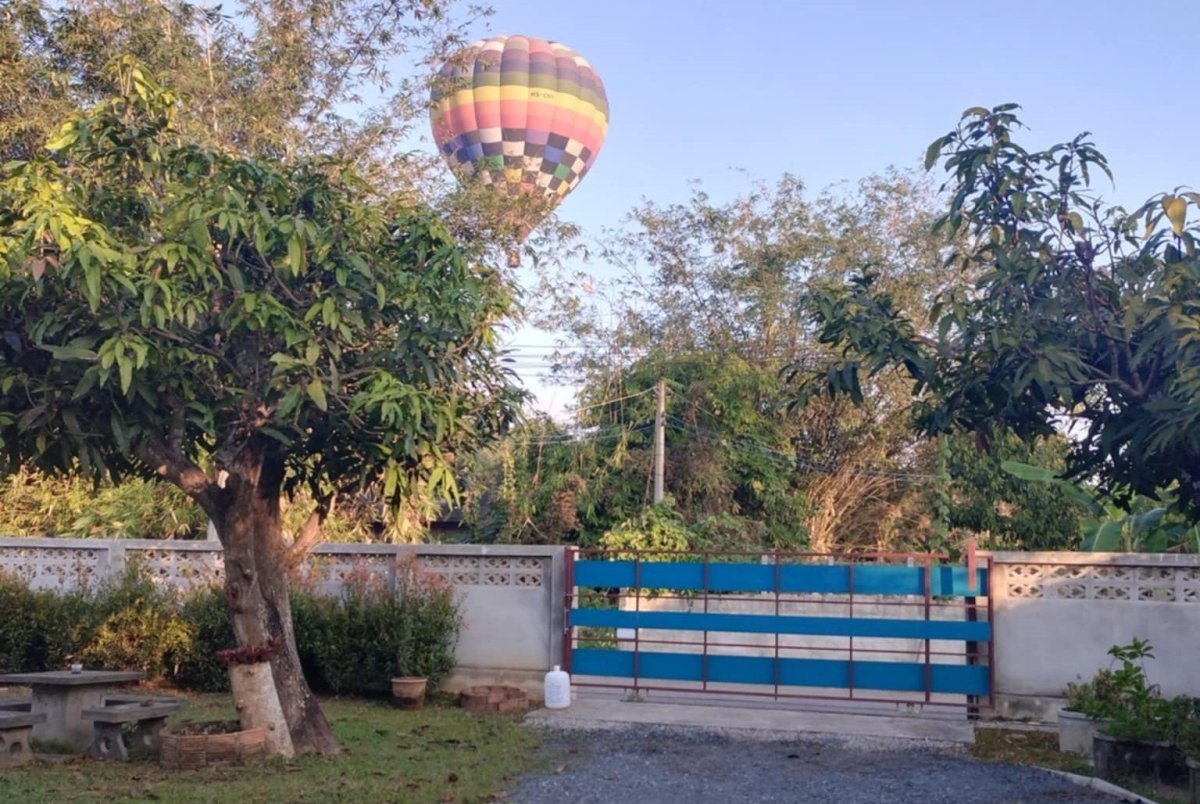 baloon.thumb.jpg.a12ccf6c98edba1404820cc9abe83e77.jpg