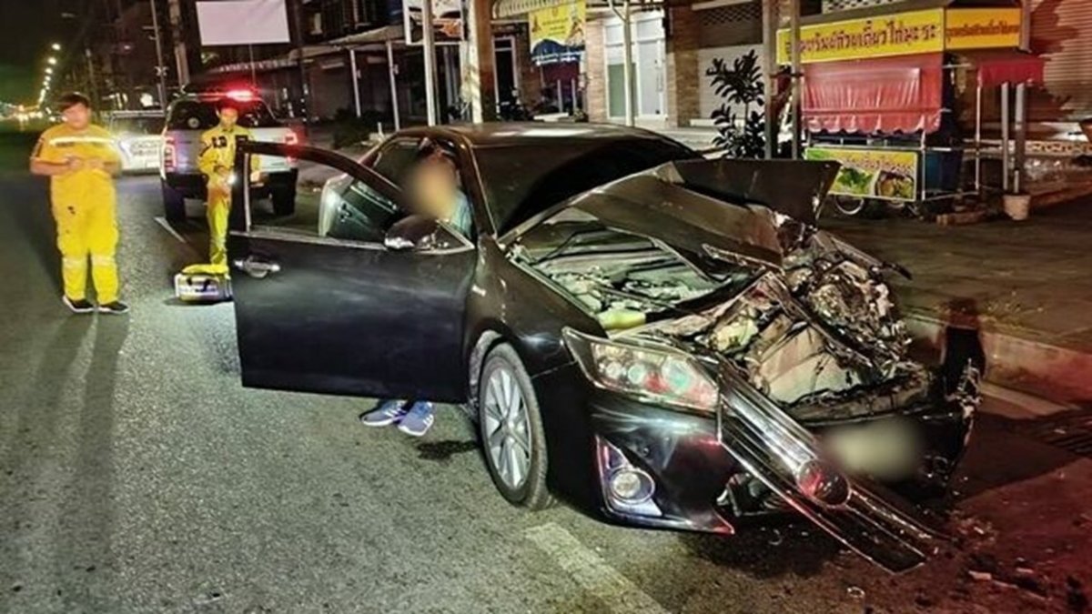 Chon-Buri-crash.jpg