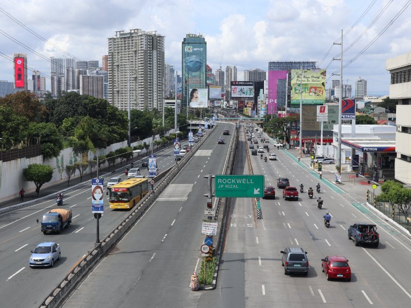 EDSA-Estrella,_Guadalupe_(Makati;_06-20-2021).jpg