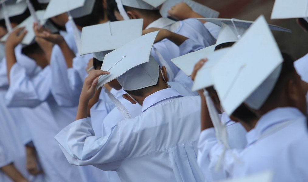Students-graduates-wc.jpg