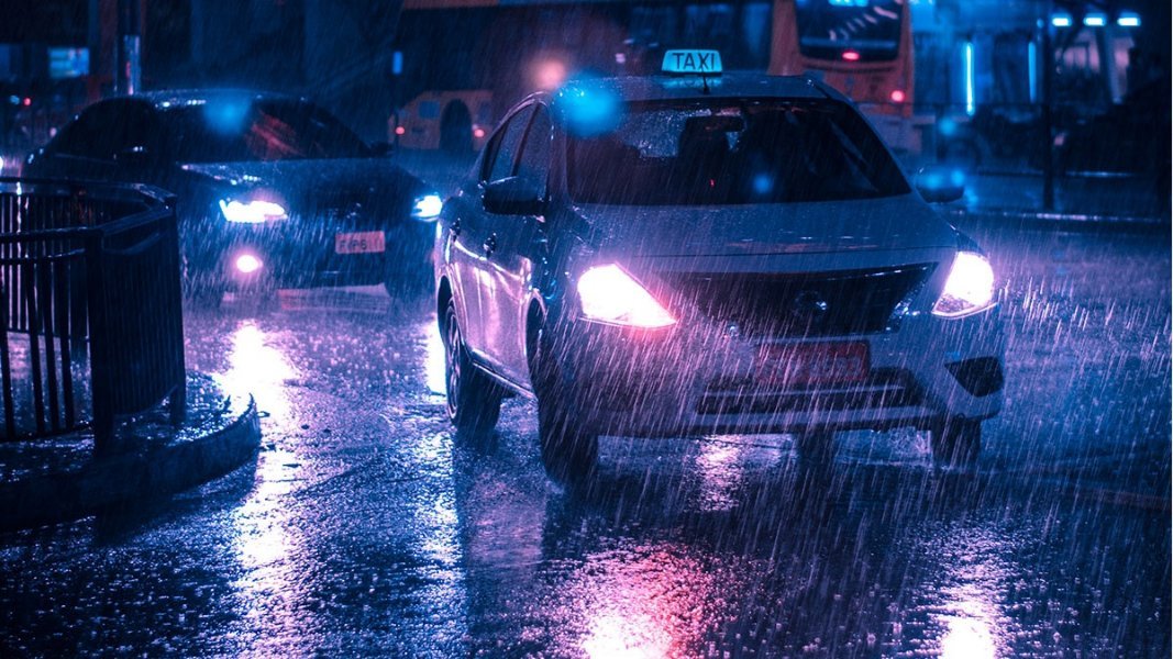 rain-road-street-commute-1561352344.jpg