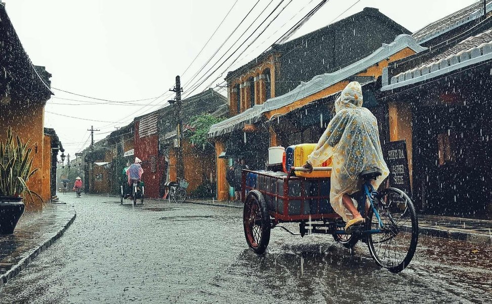 rainy-season-in-vietnam-thumb.jpg