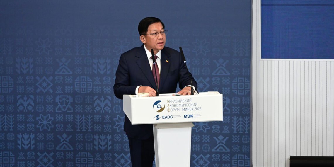 Junta-boss-presenting-June-2725-feat-1140x570.jpg.c18ae85fc8b97f14b1dbdd5da3d01a79.jpg