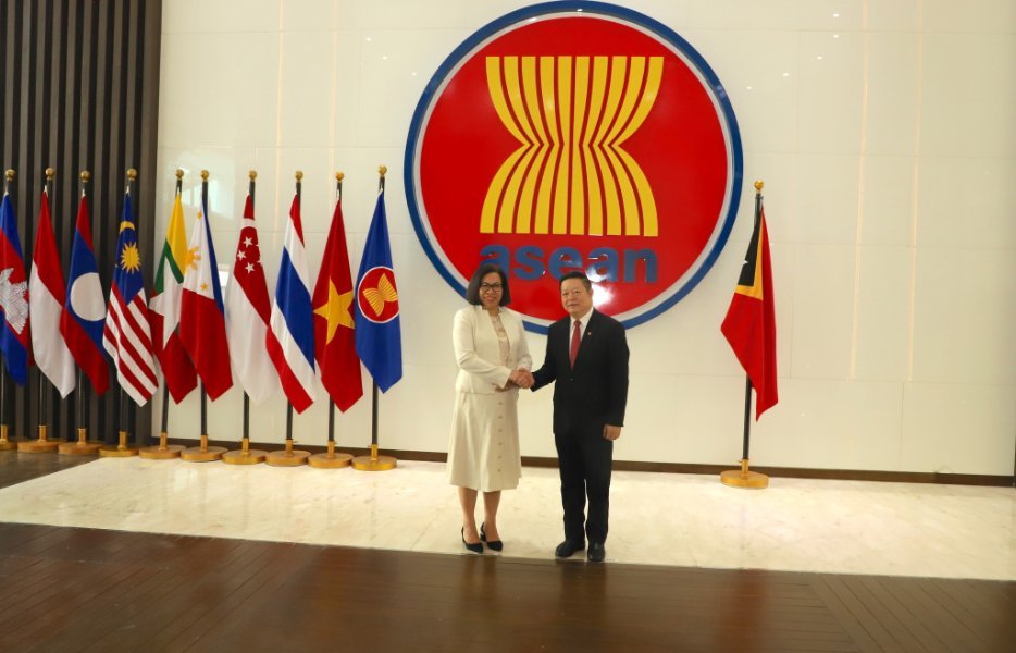2023-01-11_Magno_at_ASEAN.jpeg.fe8a3736f00dd7996205c7b8348b6ed2.jpeg