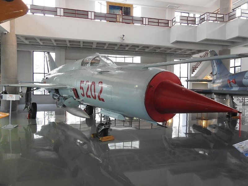 1200px-ROYAL_THAI_AIR_FORCE_MUSEUM_Photographs_by_Peak_Hora_25.jpg
