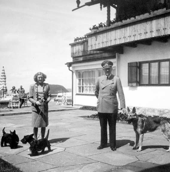 Screenshot2025-08-23at09-52-02HitlerArchiveAdolfHitlerandEvaBraunwiththeirdogsattheBerghoffromEvaBraunsalbums.png.b6553ecc0eb6791348044fb541dcc01d.png